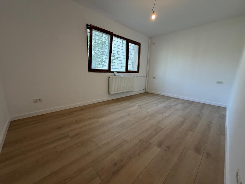 Titan, 3 minute metrou si parc Al. Zavideni,